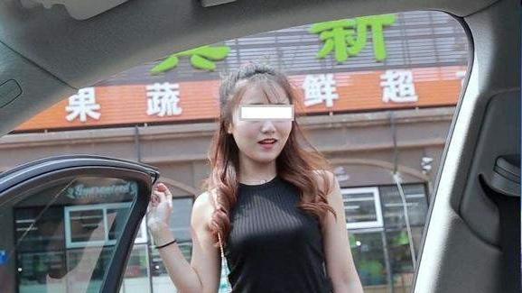 打人事件再现！西安大学生被4人踩头踢胸，官方回应了