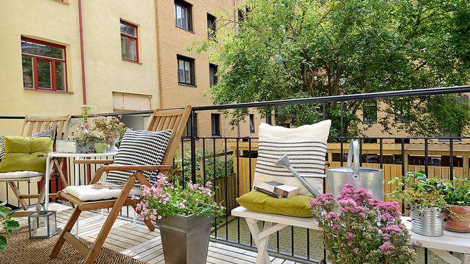 老婆不听劝告，坚持把阳台改成厕所，入住2个月后她后悔了！