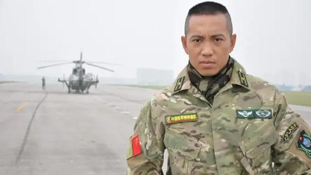 谷智鑫|谷智鑫：34岁拍戏坠马瘫痪，痴情女友照顾他8年，未办婚礼是遗憾