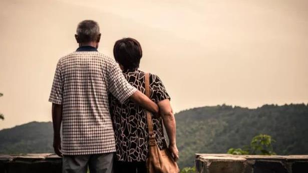 饵料|退休之后，最该学会这几种高情商的社交方式