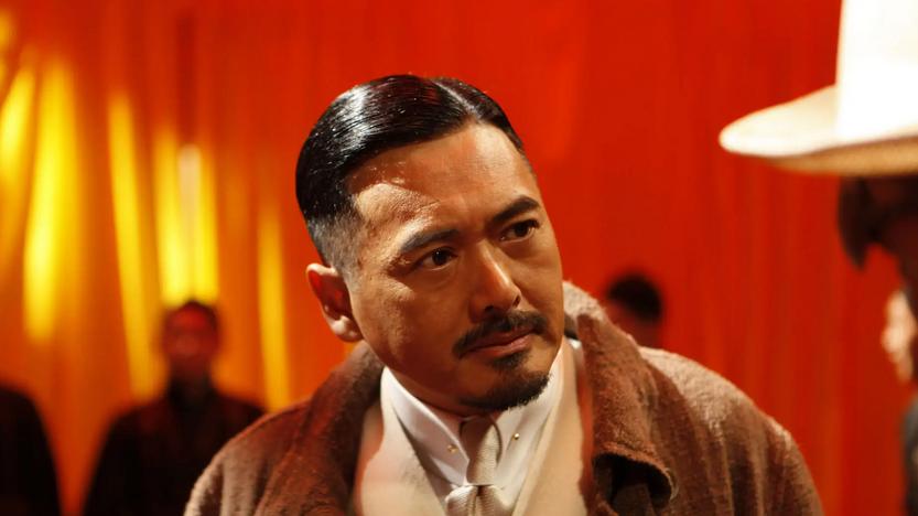 让子弹飞|《让子弹飞》：被誉为最佳华语影片，多方面因素打造高水准商业电影