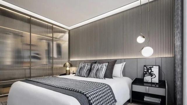 124㎡平港式风三口之家，开放式布局没有传统客厅的“拘束感”