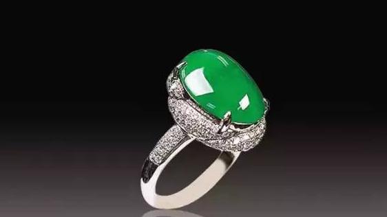 翡翠|佩戴翡翠有很多禁忌，有的翡翠不可以收，你知道有哪些？