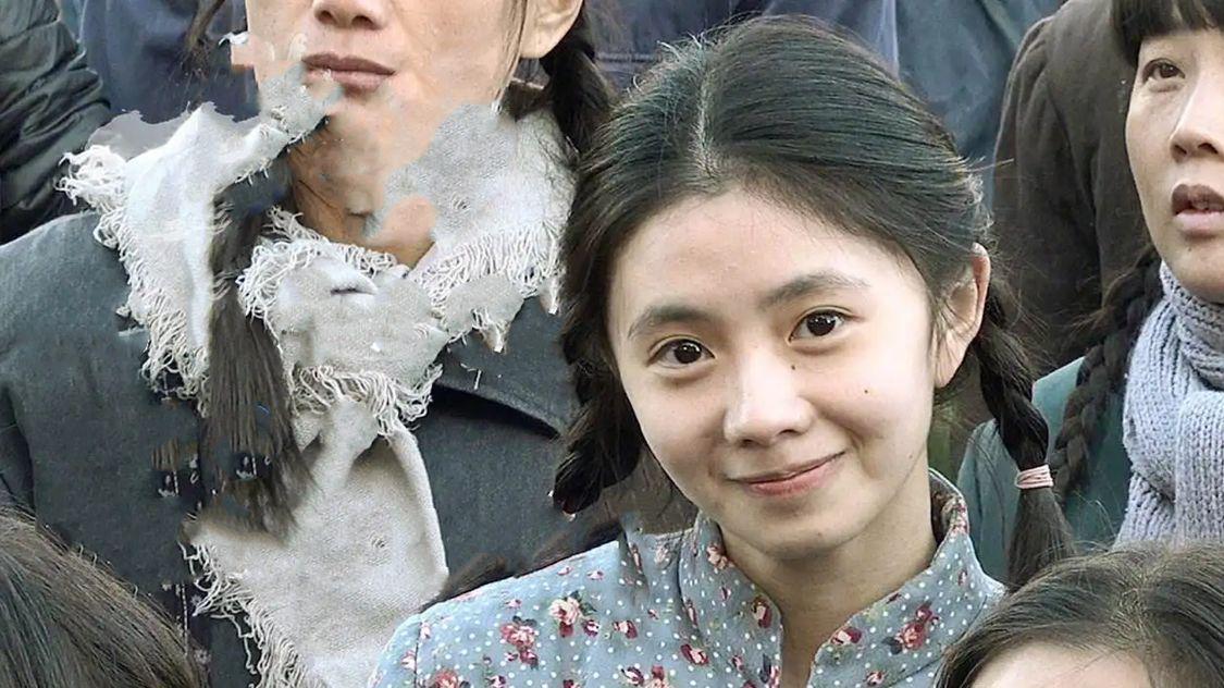 张艺谋|为什么张艺谋会花费大力气栽培刘浩存？他也面临无人可用的境地