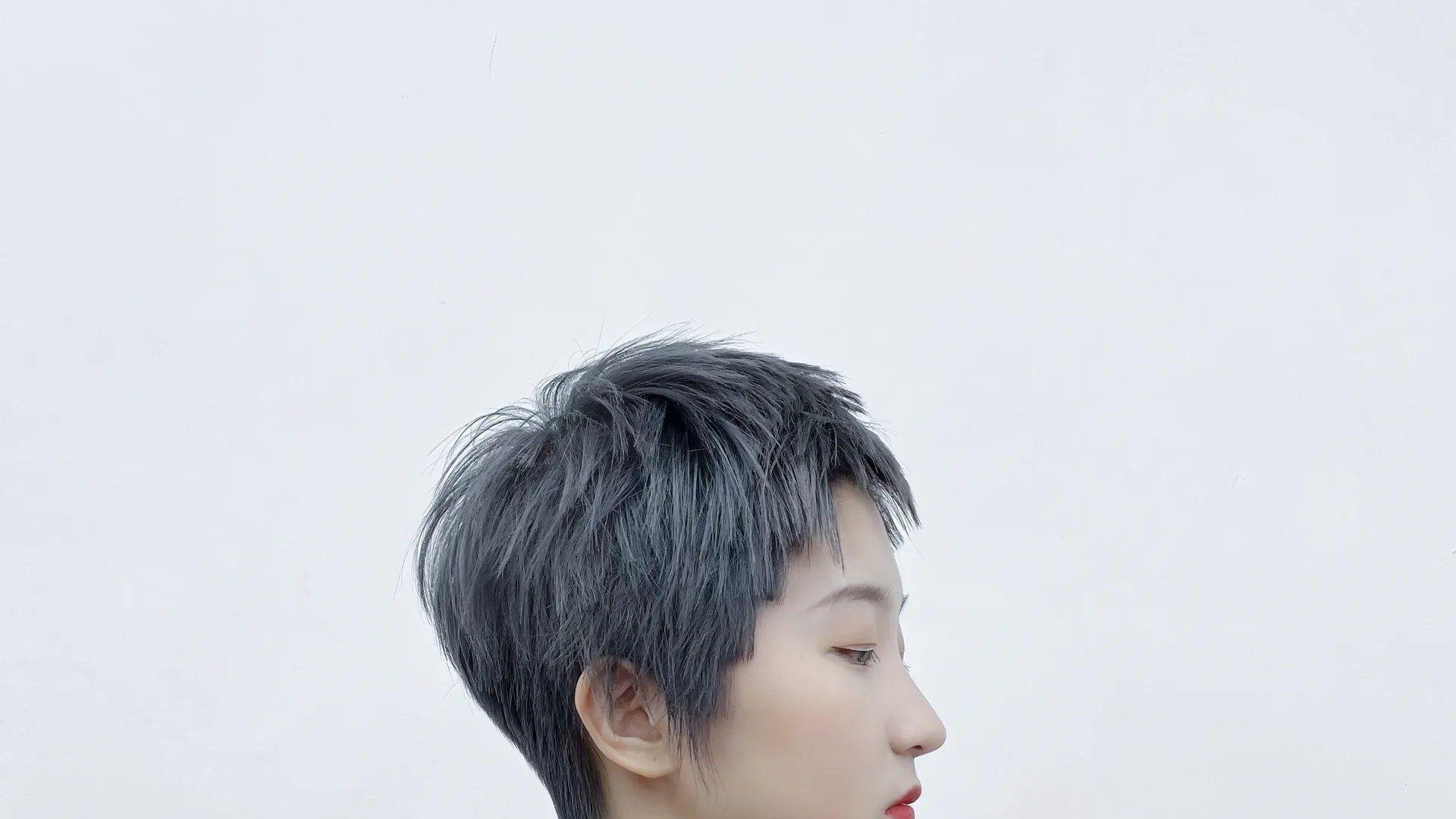 发型 女发不论怎么剪，最美还是这15款，好看个性很修颜