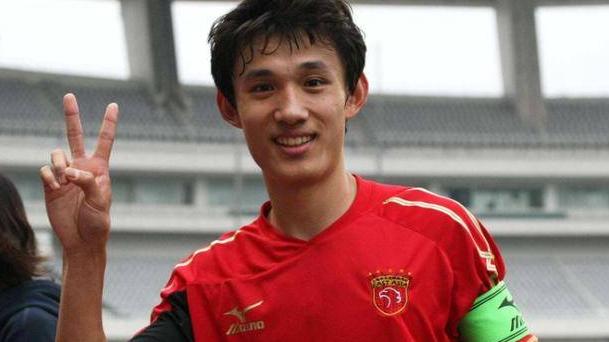 詹姆斯·哈登|王燊超堪称中国球员技术粗糙的代表人物，没有之一