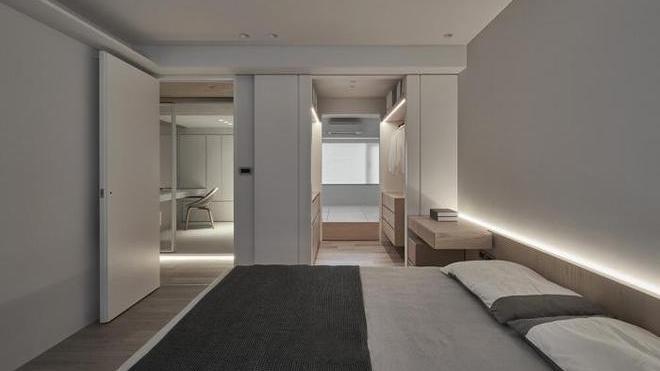 利用榻榻米布局书房＋衣帽间＋休闲区，这三合一布局火了，厉害！