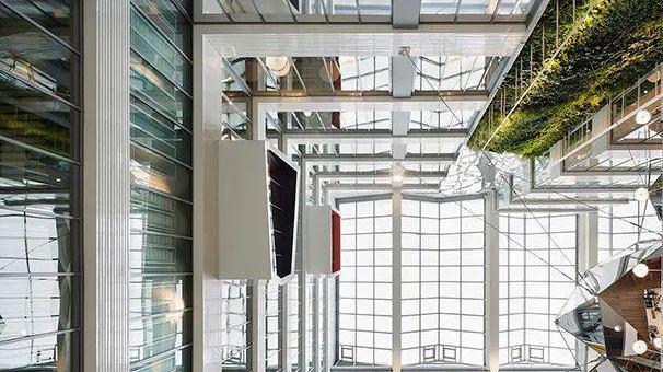 高达几十层的银行，都是用来干啥的？“充面子”才建那么高吗？