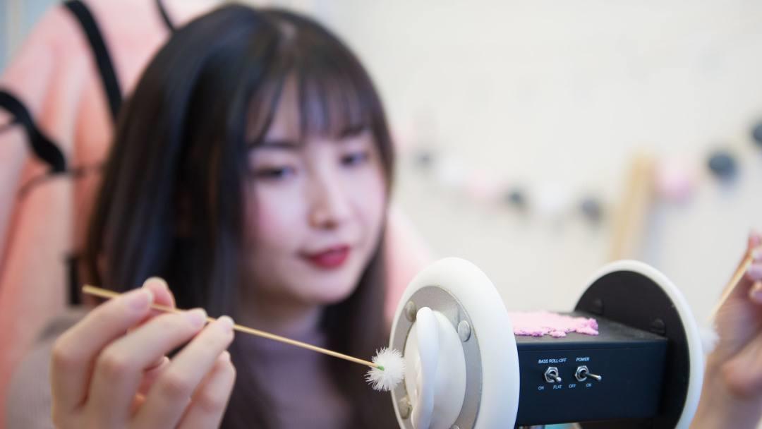 前程无忧|“哄睡师”打着合法旗号，进行“不正经交易”，部分人月薪达3万