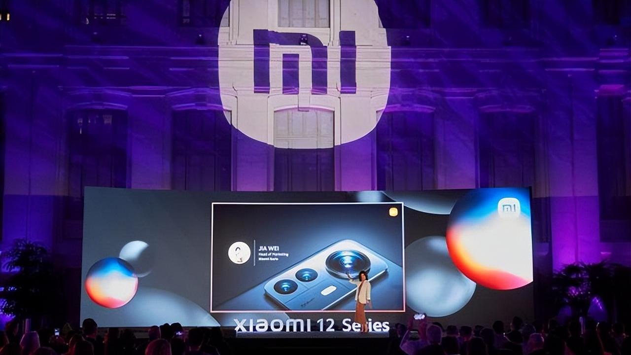 小米科技|小米12系列全球发布，价格比国内贵，老外仍大呼超值