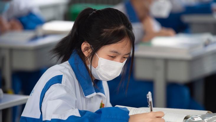 赵今麦|“赵今麦字体”走红，深受当下学生的追捧，老师却表示犯了愁！