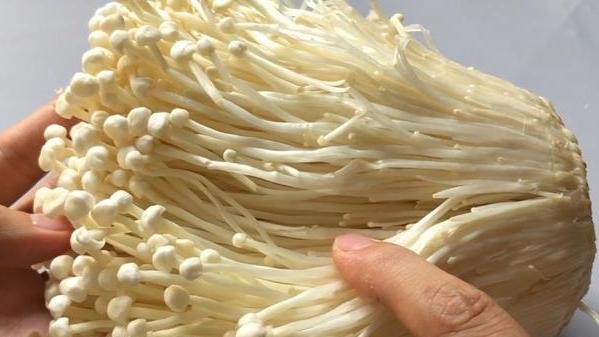 6种蔬菜中可能“甲醛”超标，洗也不容易洗掉，别再天天往家买了