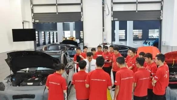 钉钉|职业教育出路在哪里，上海博世汽车职业技术培训学校走出新路子