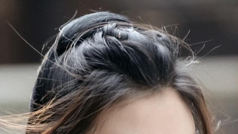 于正|传说中的“剧抛脸”到底长什么样？看于正力捧的张楠就知道了