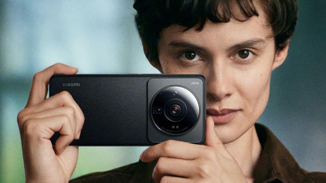 美团|雷军发文表示：下一代Ultra将在全球市场推出