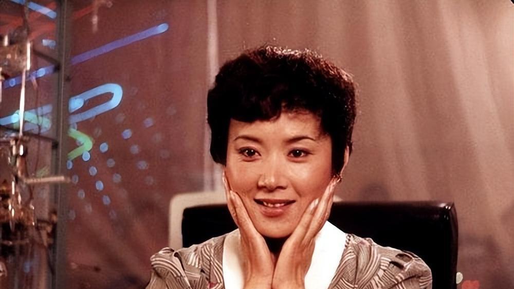 美丽|演员吴竞：上影厂大美女，与同事结婚，如今72岁依旧优雅美丽