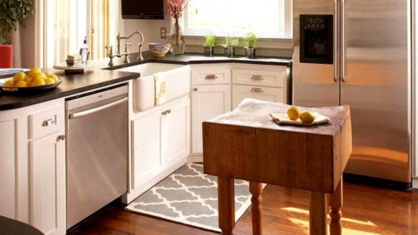 厨房再小我也要装个岛台，收纳储存、清洗备菜，功能性多多