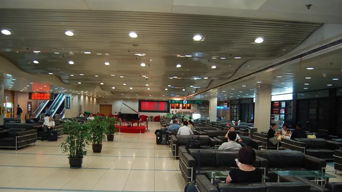 游山川|如果在外面不住酒店的情况下，还可以在哪些地方安全过夜