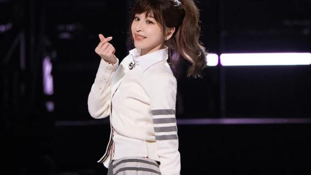 “甜心教主”王心凌在台北的家，全屋大白墙，清雅简洁，好喜欢