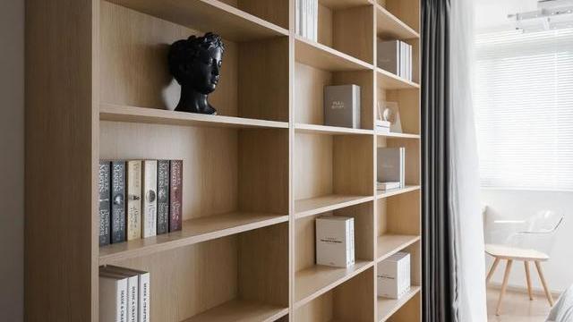 50㎡手枪户型，变身通透两居室，还规划出三个办公区，太实用了！