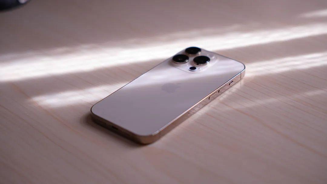 C++|苹果最容易翻车的东西，居然是这个金色刺客