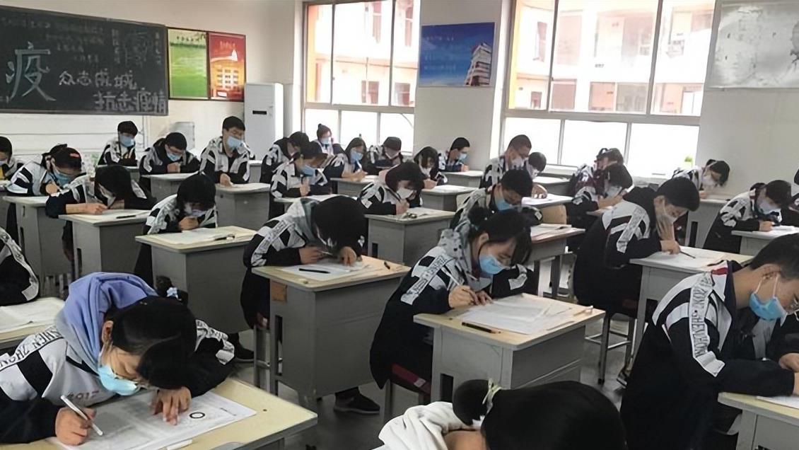 西装|22年中考太简单，“100%指标到校”或已开始执行，学生要提前了解