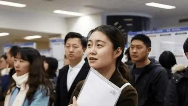 00后|考公以后不按“招考”了？有三种大学生有机会得到“免试”资格