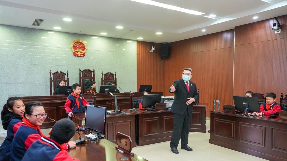 求职|书记员招聘陆续开放，有五险一金，看看岗位优势是啥？