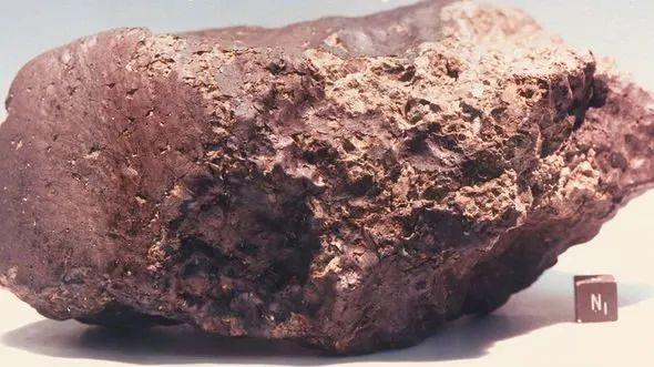 火星生命突破点——“蠕虫”陨石被发现