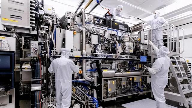 阿斯麦尔|外媒：ASML的时代一去不复返