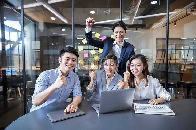 短视频|每天花三小时做淘宝短视频带货竟然月入5w+？两分钟教你怎么玩