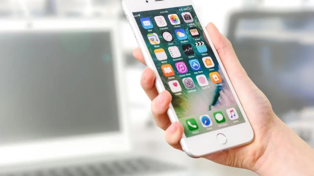 小米科技|国产机们的高端梦：OV保守、米耀激进