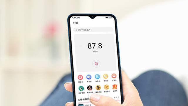 荣耀play|荣耀6000mAh新机开始量产，除了便宜一无所有