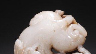 和田玉籽料|和田玉籽料子母瑞兽摆件