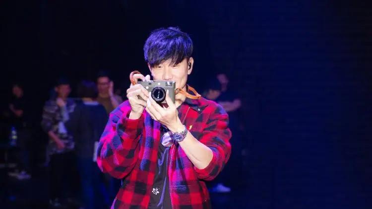 林俊杰现今在华语乐坛是什么级别的歌手？