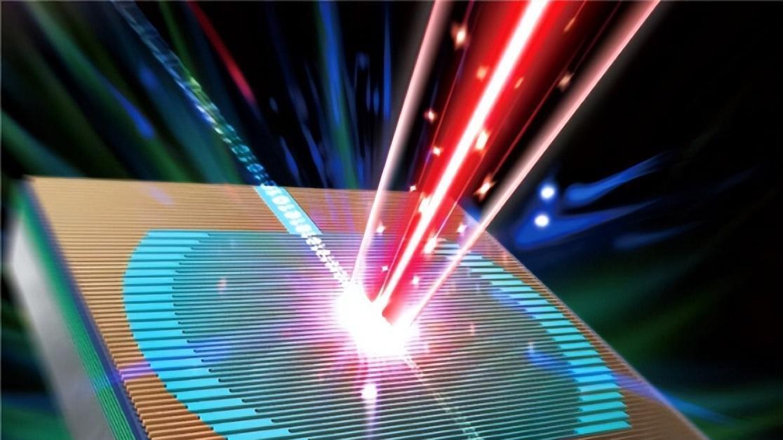 芯片|国内首条量子芯片生产线有了“火眼金睛”，外媒：脱钩的代价来了