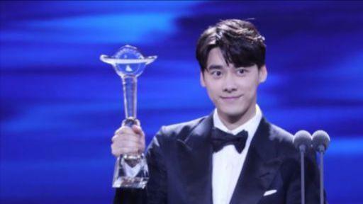 李易峰|忘恩负义？北影利用李易峰招生，丑闻后拆除海报，曾是优秀毕业生