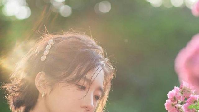 孟美岐|孟美岐说不能因为没舞台就摆烂！首谈眼中粉丝和艺人的良性距离