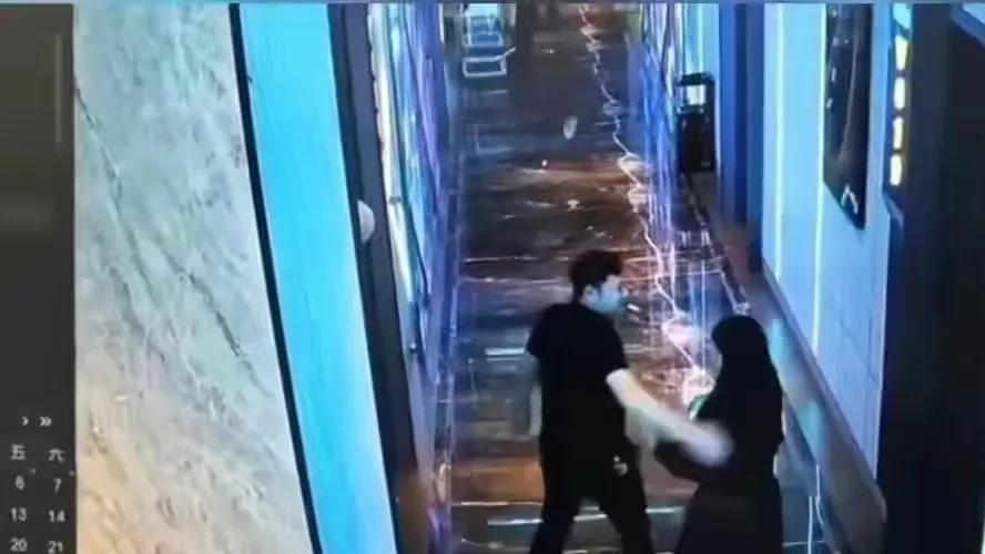 浏阳廖勇入室打人，黑史被揭，难怪嚣张！