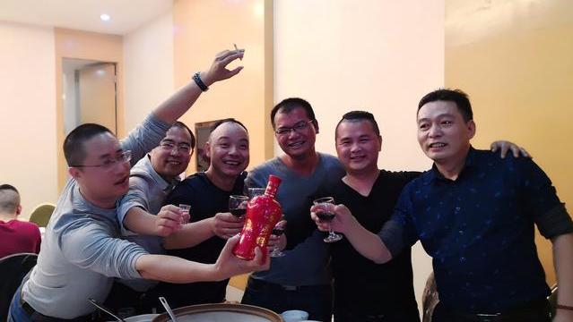 |饭局上领导说：你有什么资格敬酒？别说我干杯，用这3种话术应对