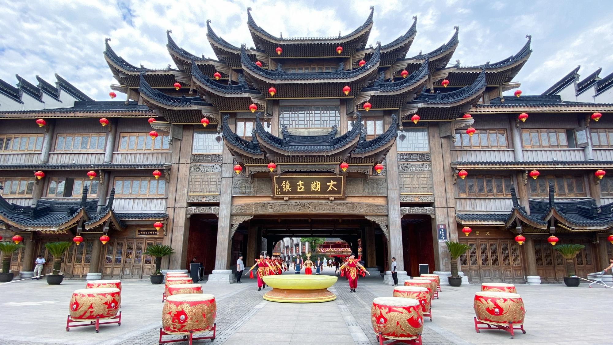 桂林|浙江的“巨型”游乐园，面积是上海迪士尼的7倍，零门票入园