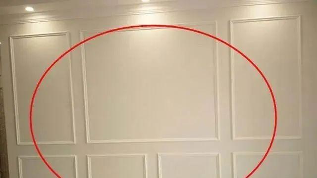 老公直接用石膏线做墙面，造价低颜值高上档次，电视背景墙真美