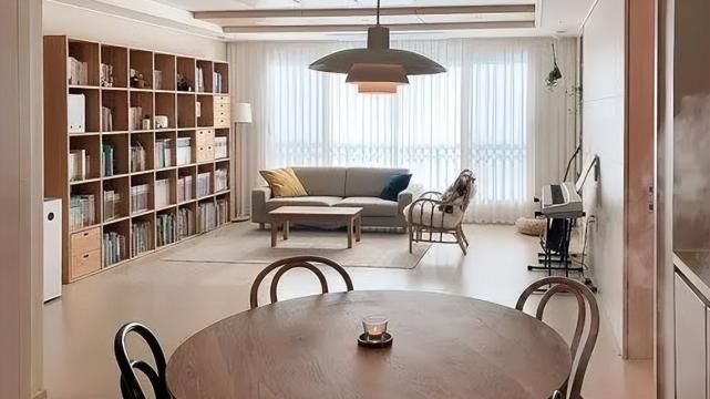 什么是“去客厅化”设计？不是简单的家具更换而是对家的重新定义