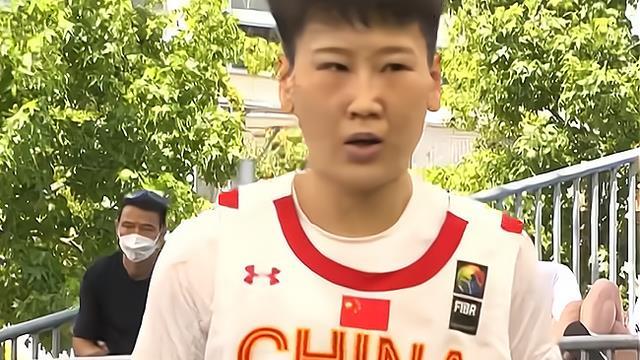 中国队|21-10大胜，中国女篮打爆头号种子，小组赛3胜1负，姑娘们好样的