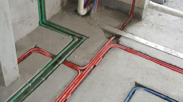 水电装完发现问题了，电线抽都抽不动，真是被横平竖直坑惨了！