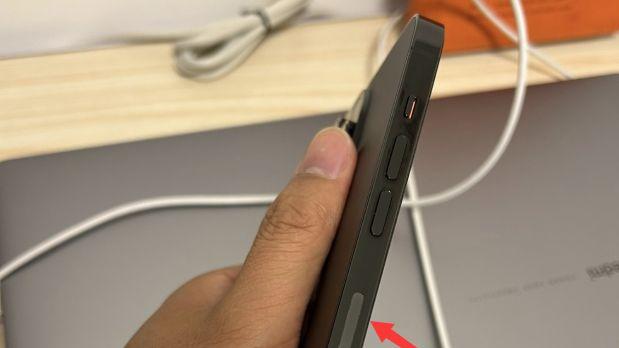 iPhone14Pro Max刚激活就过保！不仅是黑机！还是大修机！
