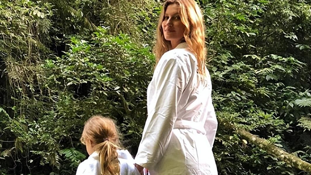 超模|世界超模吉娘娘离婚，夫妻分53亿资产，曾一人背2娃，她受够了