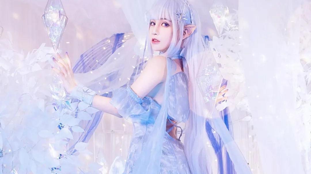 爱蜜莉雅|cos：爱蜜莉雅冰晶礼服cos正片@止水