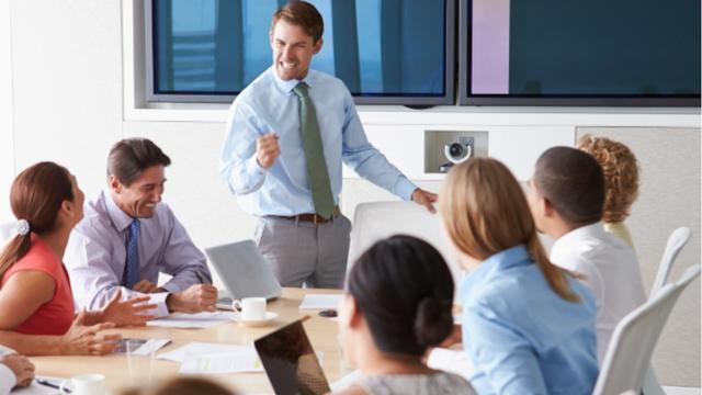 扎心|“广东太热回云南避暑”，毕业生任性离职火了，老板的话很扎心