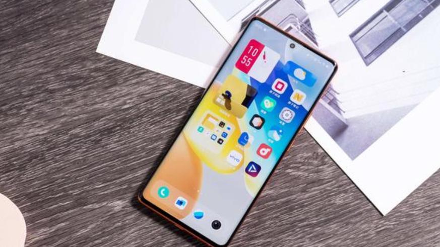 卡尔蔡司镜头|不到一年降价1100，蔡司影像+微云台主摄，双芯旗舰跌至新低价